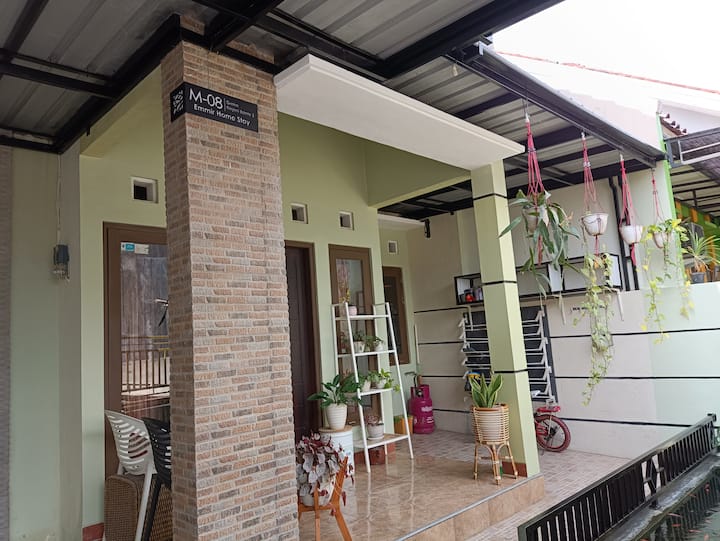 Emmir Homestay: Santai di Jantung Cilacap Tanpa Ribet